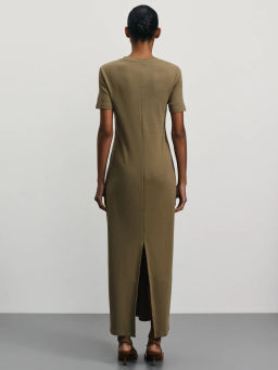 Платье-футболка длины макси / Zarina  фото 4