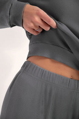 Арт. 10806/8 Пижама с брюками 42-50 (5 шт) Цвет:верх-темно-серый,низ-темно-серый