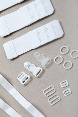 Застежка BLITZ ZPP-12 для чулок пластик 12 мм 20 шт белый