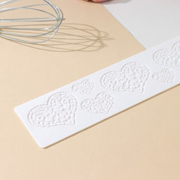 Коврик для айсинга Доляна Сердца, силикон, 37.5?8?0.1 см, белый