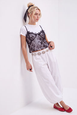 Ekru D_z Regular/Normal Kal_p Bisiklet Yaka Dantel Atlet Detayl_ Esnek _rme T-Shirt TWOSS26TS00290 - Trendyolmilla фото 4