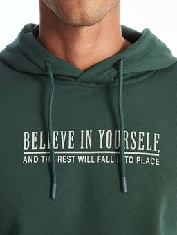 Uzun Kollu Bask?l? Erkek Kal?n Hoodie