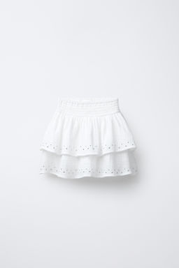 STUDDED RUFFLE BERMUDA SKORT