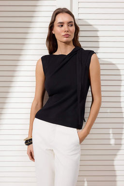 Siyah Yaka Baglama Detayl? Premium Iplik Triko Bluz TWOSS26BZ00299 - Trendyolmilla фото 3