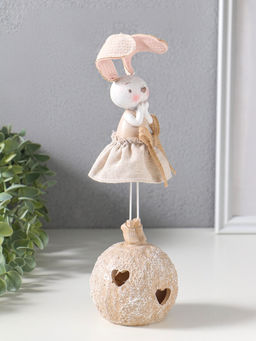 Фигура световая полистоун Зайка в льняном платье на шаре, 2?LR44, 8.5?8.5?26 см