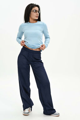 Брюки из мягкой эко замши