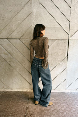 SHORT LACE JACKET WITH RUFFLES - Zara фото 3