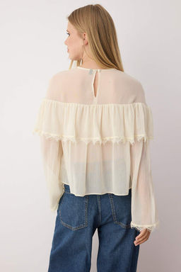 Ekru Sifon Dantel Detayl? Bisiklet Yaka Dokuma Bluz TWOAW26BZ00055 - Trendyolmilla фото 4