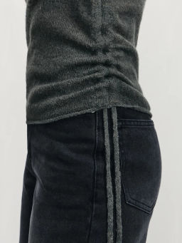 Джемпер с драпировкой с содержанием шерсти / Zarina фото 7