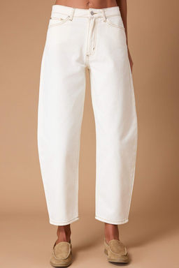 TRENDYOLMILLA Beyaz Yuksek Bel Barrel Baggy Jeans TWOSS23JE00295 фото 17