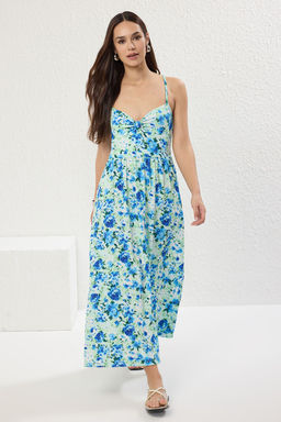 Mavi Cicek Bask?l? Ask?l? V Yaka Buzgulu Etegi Volanl? Fitilli Esnek Maxi Orme Elbise TWOSS25EL00239