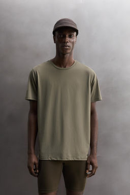 CAMISETA T?CNICA B?SICA / Verde medio - Zara фото 2