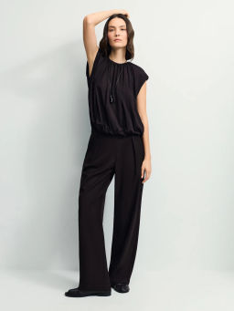 Футболка со сборкой с модалом в составе / Zarina