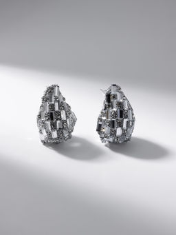 Серьги со стразами QF Блеск капля, белые в серебре  фото 2