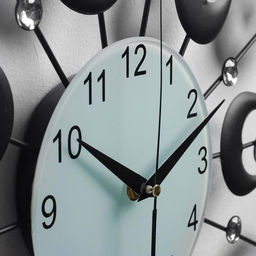 Часы настенные интерьерные «Чёрные лепестки», серия: Ажур, бесшумные, плавный ход, 47×47 см, d=15 см, от батарейки 1хАА