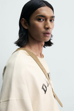 CAMISETA BOXY FIT LAVADO EFECTO VINTAGE / Crudo