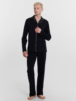 Комплект мужской (рубашка, брюки) в черном цвете Комплект мужской (рубашка, брюки) в черном цвете