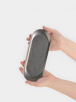 Тарелка Hanna Knövell Vanha, 22.8×9×1 см, овальная, нержавеющая сталь, серебристая