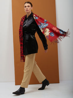 в составе шерсть Большой, мягкий, теплый двусторонний палантин с рисунком в стиле «арт-деко». - Tantino фото 9