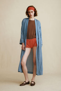 CAMISETA CREATED BY CARAMEL LONDON X ZARA / Marr?n claro