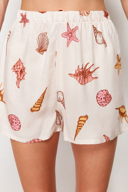 Trendyolmilla Cok Renkli Bask?l? Viskon Sortlu Dokuma Pijama Tak?m? THMSS24PT00303