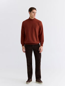 Dik Yaka Erkek Sweatshirt