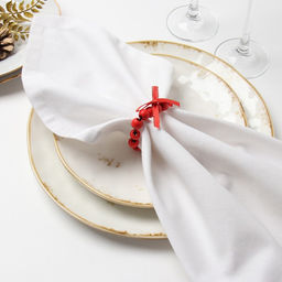 Цена за 2 шт. Кольцо для салфеток "Бантик", цвет красный, d 5 см, дерево