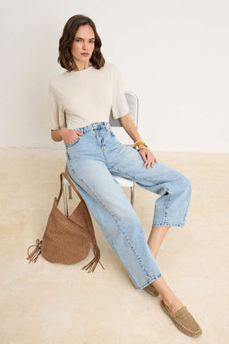 A__k Mavi Y_ksek Bel Diki_ Detayl_ Barrel Jeans TWOSS26JE00303