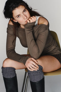 CAMISETA ASIM?TRICA EFECTO DOBLE / Marr?n / Topo - Zara фото 3