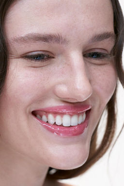 GLOSS LIPSTICK - GLOSSY TWIST - Zara фото 15