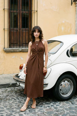 TRENDYOLMILLA Kahverengi Duz Kesim Dugum Detayl? Maxi Dokuma Elbise TWOSS25EL00145 фото 6