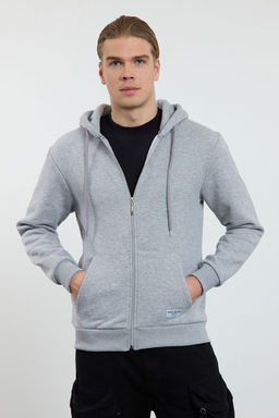 TRENDYOL MAN Gri Melanj Regular Fit Kapusonlu Fermuarl? Etiket Aplikeli Kal?n Sweatshirt TMNAW23SW00172 - Trendyolmilla фото 2