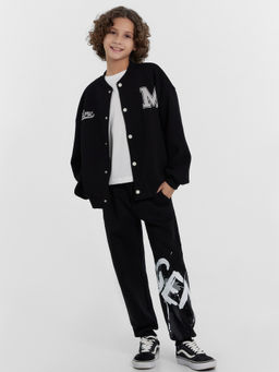 Брюки для мальчиков черные с принтом