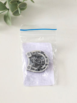 Магнит на холодильник Подкова с головой лошади, 3 см