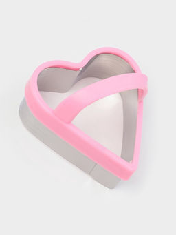 Цена за 2 шт. Формы для печенья KONFINETTA Сердце, набор 3 шт., металл, розовые  фото 3