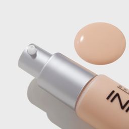 Influence Beauty Тональная основа матирующая Skinnovation Matte тон 02  фото 5