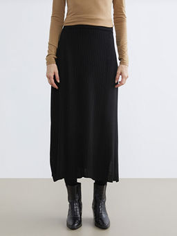 Beli Lastikli Kendinden Desenli Triko Etek