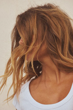 ROUND NECK T-SHIRT - Zara фото 5