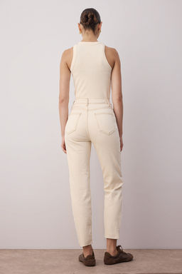 TRENDYOLMILLA Ac?k Mavi More Sustainable Yuksek Bel Slim Mom Jeans TWOSS23JE00094  фото 4