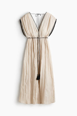 Vestido efecto arrugado con cintur?n de anudar