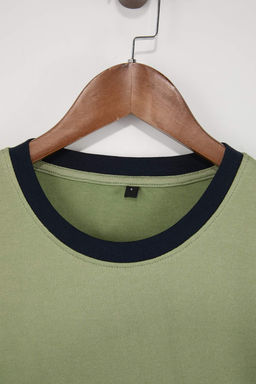 Lacivert Regular/Normal Kesim Kontrast Yaka ve Kol Detayl? Pike Dokulu T-Shirt TMNSS26TS00009 - Trendyolmilla фото 11