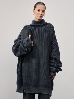 Свитер оверсайз с эффектом garment dye / Zarina