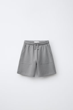 CONJUNTO CAMISETA Y BERMUDA INTERLOCK / Gris vigor?