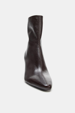 LEATHER HEELED ANKLE BOOTS - Zara фото 13