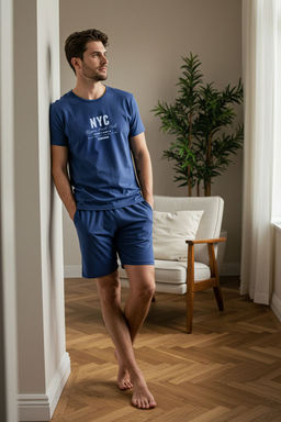 TRENDYOL MAN Siyah Bask?l? Regular Fit Orme Sortlu Pijama Tak?m? TMNSS25PT00013