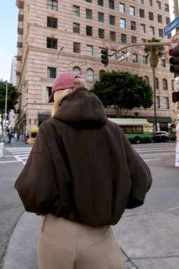 OVERSIZED SOFT HOODED BOMBER JACKET - Zara фото 5