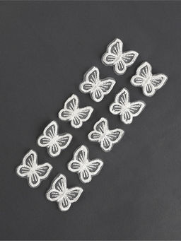 Цена за 2 шт. Аппликация для одежды «Бабочка», текстильная, 2.5×2.5 см, 10 шт., белая