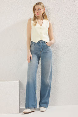 Ac?k Mavi Normal Bel Wide Leg Jeans TWOSS25JE00133