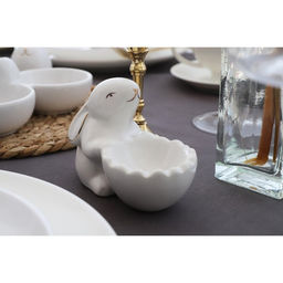 Подставка для яйца Доляна «Зайка в золотом», 11×6×8 см, белая