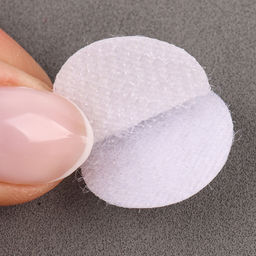 Липучка на клеевой основе «Круг», набор 30 шт., размер 1 шт.: 2 см